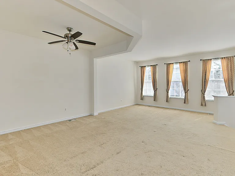 21510 Iredell Ter — Photo 28