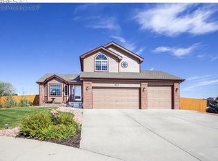 833 Wisteria Dr, Loveland, CO 80538