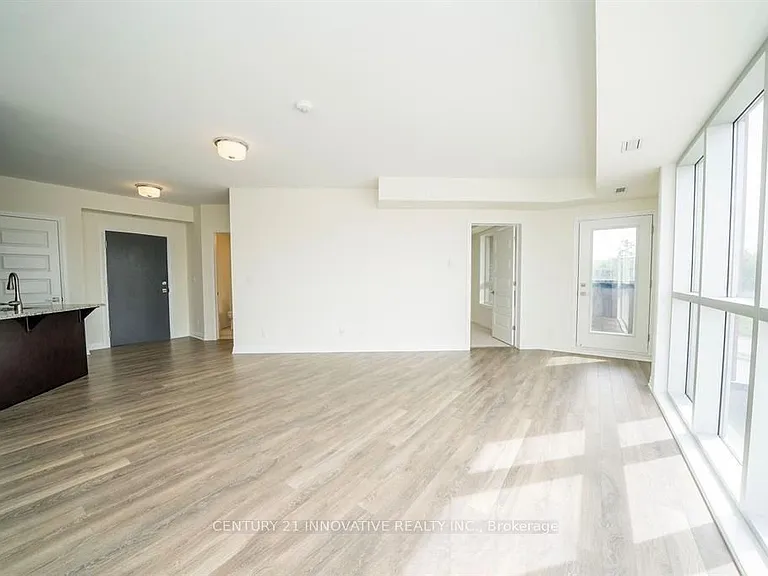58 Adam Sellers St #212 — Photo 10
