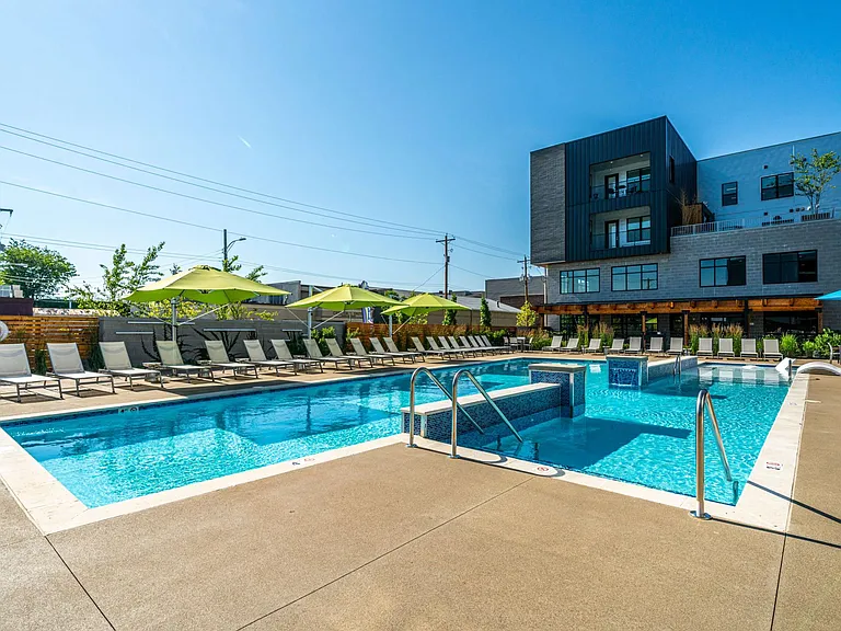 Quinn Apartments — Photo 41