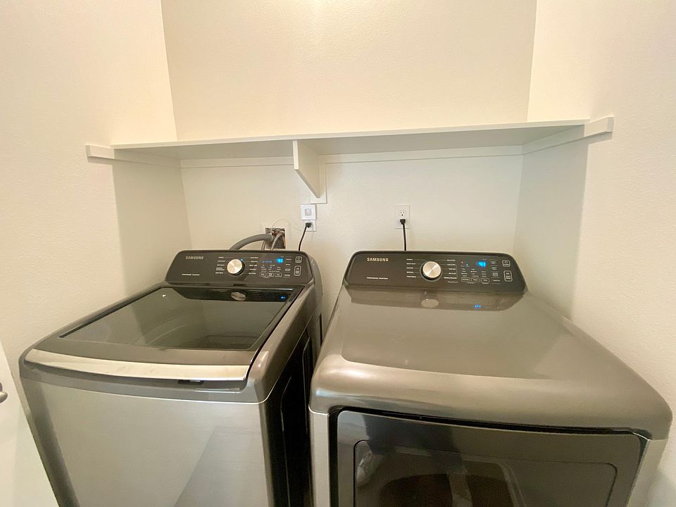 1st image of 5507 Sandcliff Ln #153