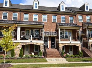 881 Wake Towne Dr, Raleigh, NC 27609