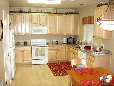 Kitchen with silestone, maple, new hardware, wd floor