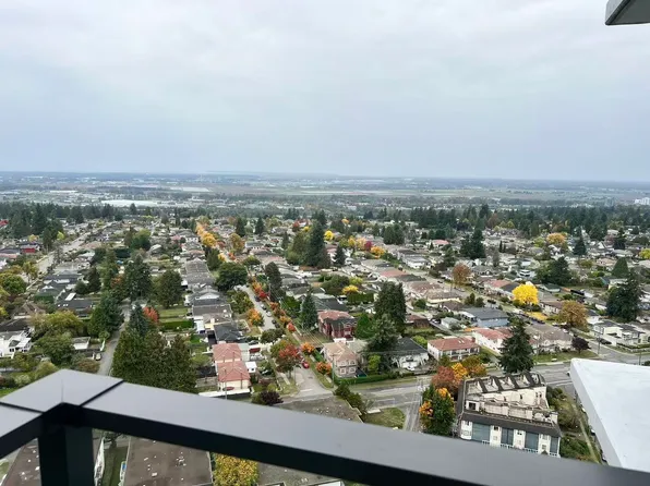 6658 Dow Ave #3102, Burnaby, BC V5H 0C7