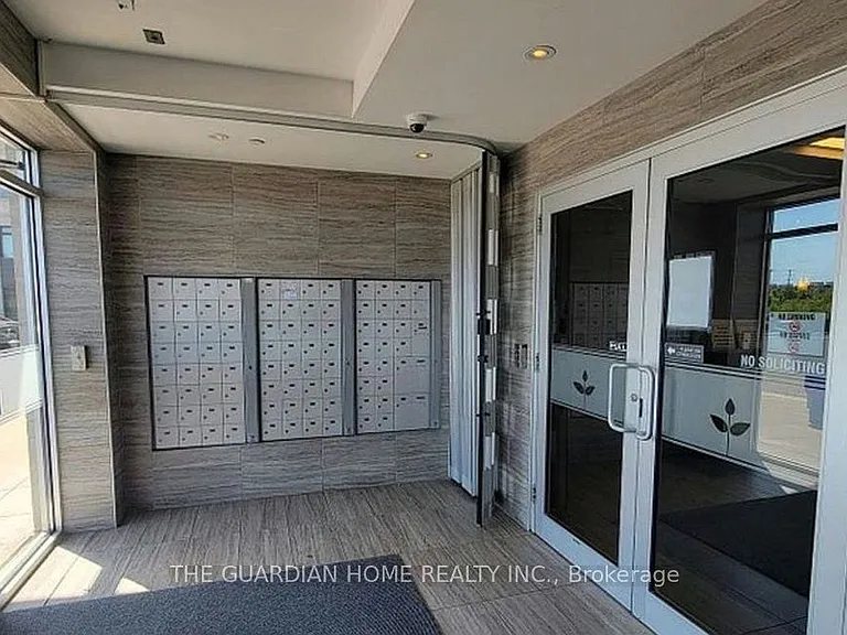 7325 Markham Rd #412 — Photo 11