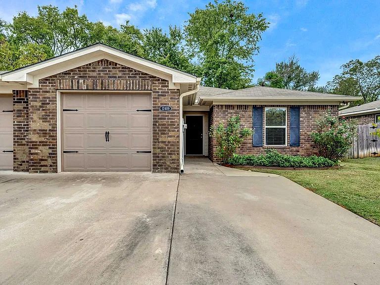 Kara Lynn Place Luxury Homes- ASK ABOUT OUR SPRING MOVE-IN SPECIAL TODAY! — Photo 50