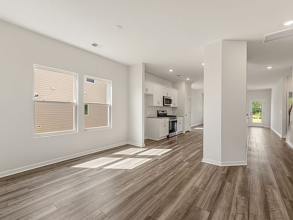 2nd image of 2305 Mill Loop