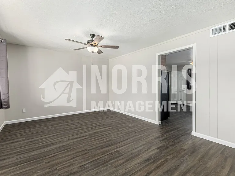 803 N Park Ave — Photo 6