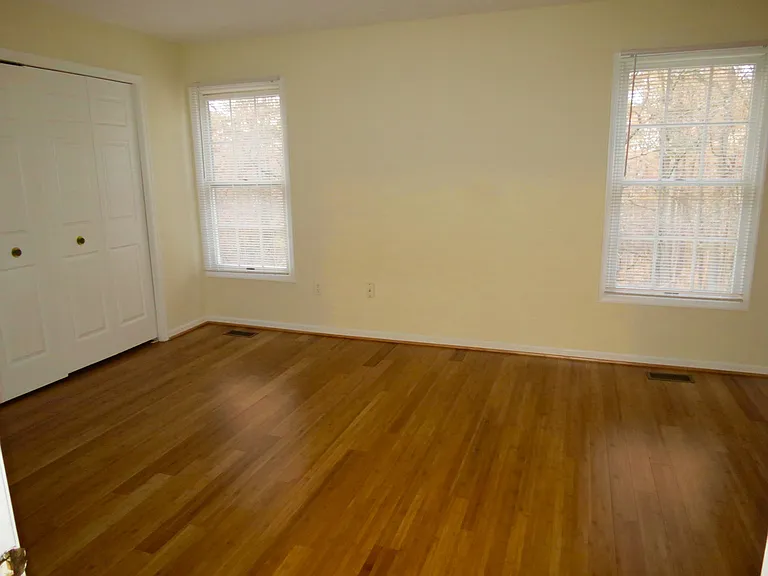13671 Cedar Creek Ln — Photo 24
