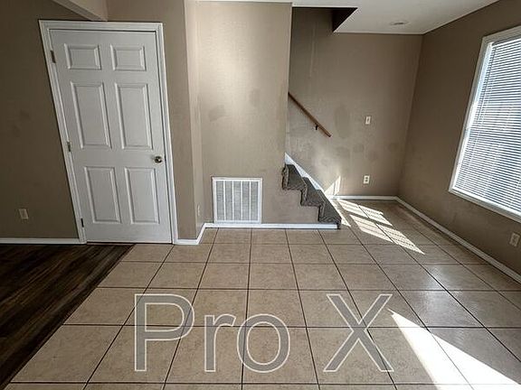 4th image of 713 E Monroe St APT A