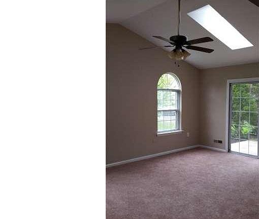 3rd image of 14 Poplar Ct