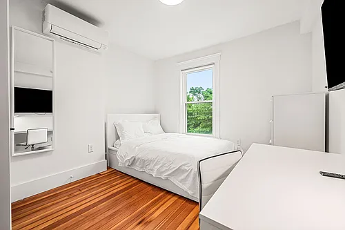 18 Benedict St #11 Photo 1