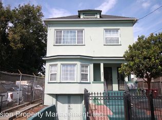 994 42nd St, Oakland, CA 94608