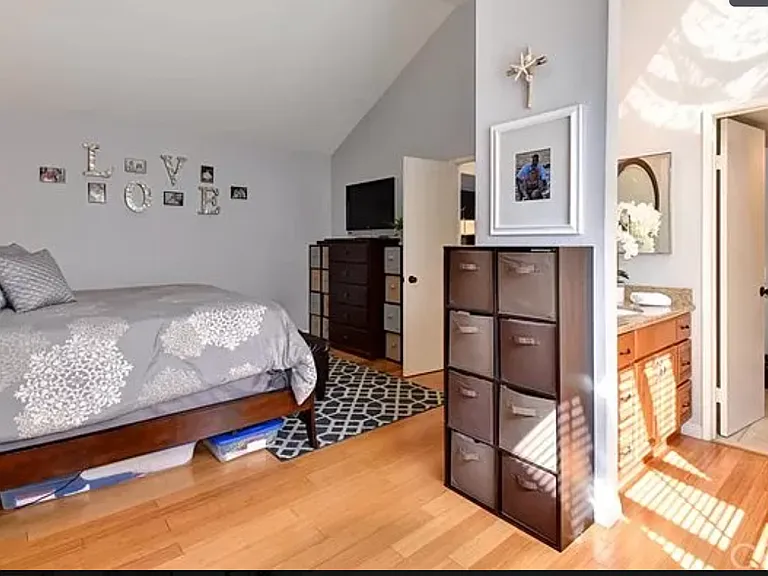 12555 Euclid St #30 — Photo 8