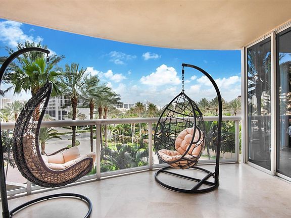2nd image of 17555 Collins Ave APT 407