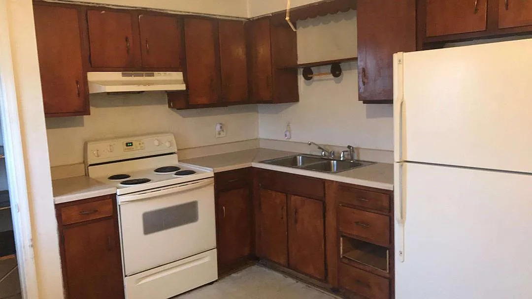 2 bed, 816 sqft, $950 — Photo 2