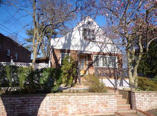 3925 202nd St, Bayside, NY