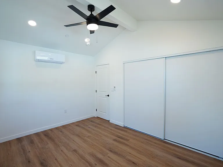 4805 Charlotte Way — Photo 79