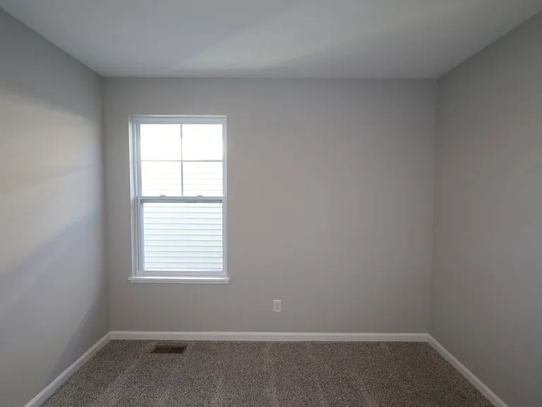 339 Central State Blvd #1 — Photo 16