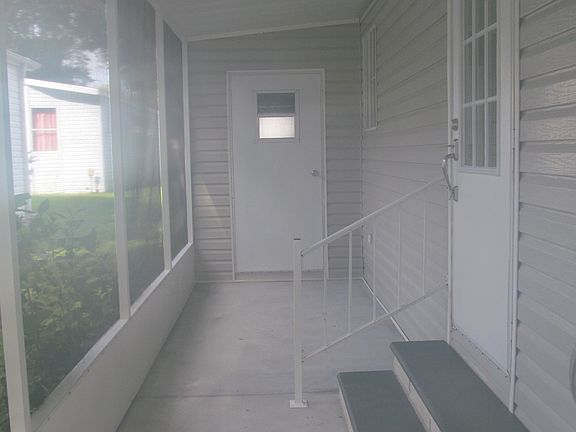 2nd image of 11031 Mustang Dr
