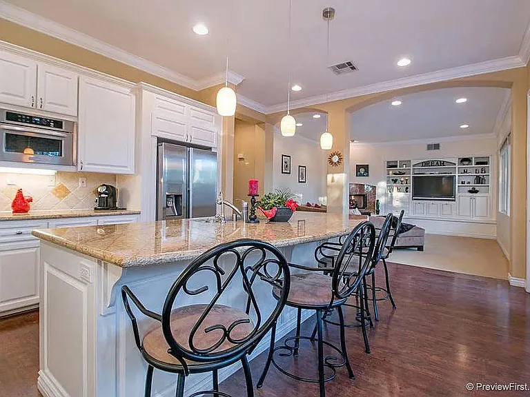 3948 Lago Di Grata Cir — Photo 8