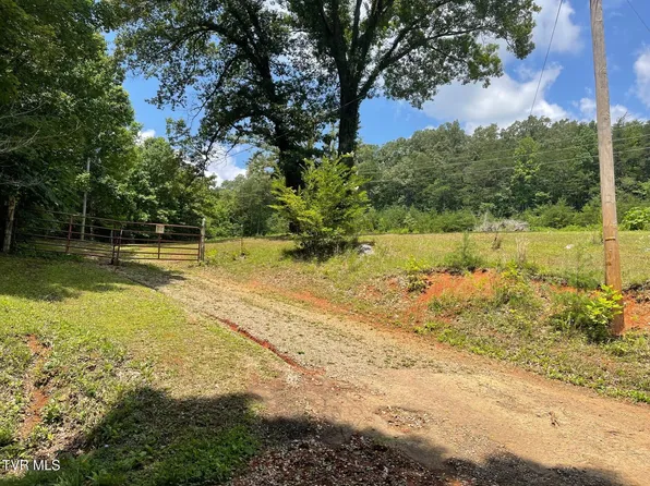 215 Buckingham Rd, Johnson City, TN 37615