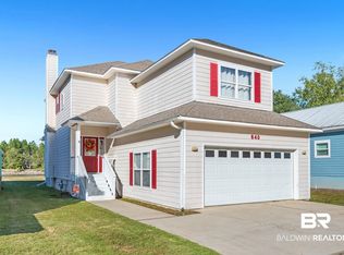 640 W Canal Dr, Gulf Shores, AL 36542