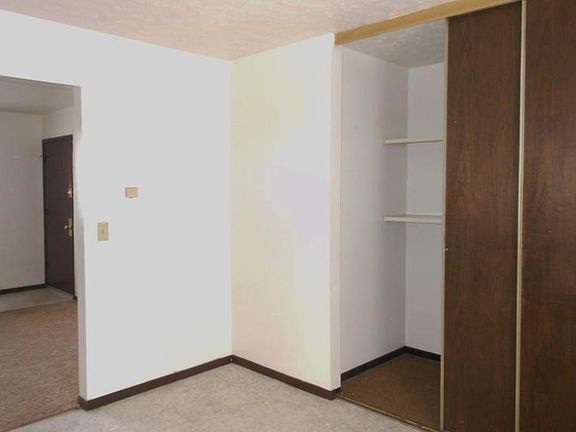 5th image of 724 Patty Dr