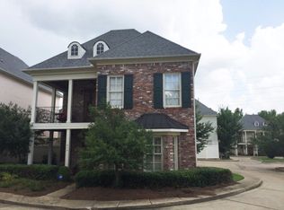 419 Saint Remy Blvd, Oxford, MS 38655