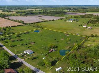 23098 Noble Dr, Lebanon, MO 65536