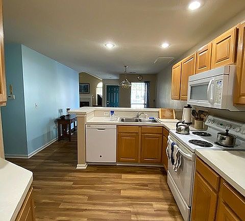 4th image of 134 Glade Springs Dr