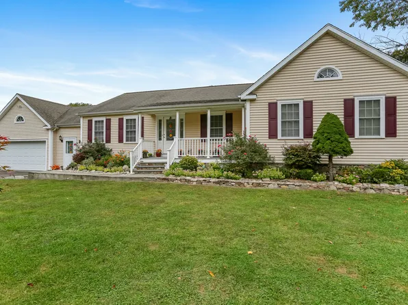 10 Frank Street, Trumbull, CT 06611