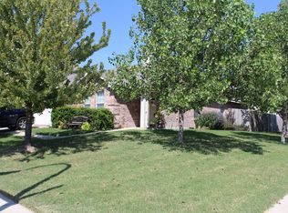 16728 Woodside Dr, Justin, TX 76247