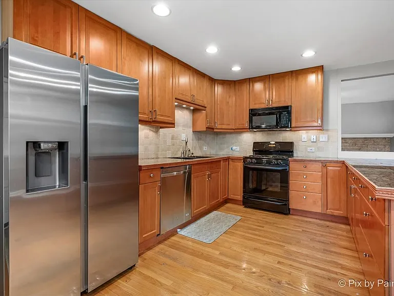 120 W Hillside Ave — Photo 7
