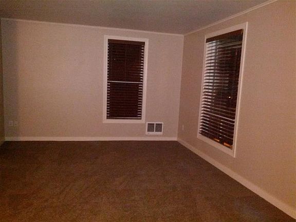 2nd image of 4067 S Bell St #A