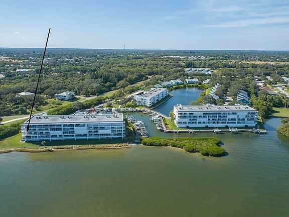 2nd image of 5932 S River Run Dr Unit 5932