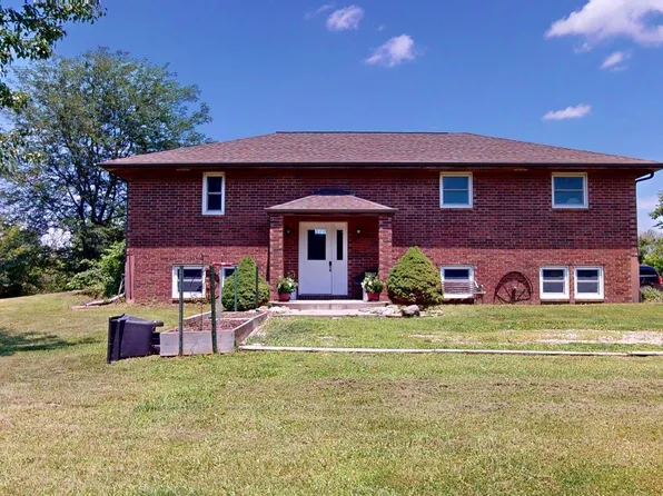 126 NE Ff Hwy, Knob Noster, MO 65336