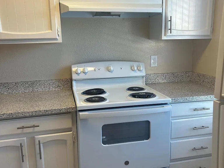 Marconi Vista Townhomes — Photo 10