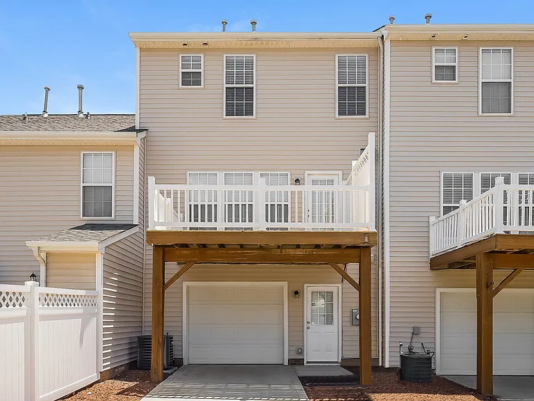 10480 Alexander Martin Ave — Photo 18