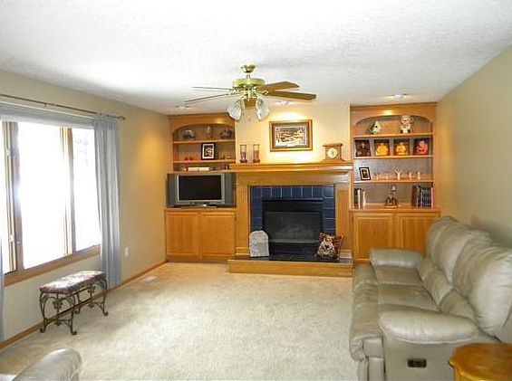 5th image of 2709 NW 10th Ct