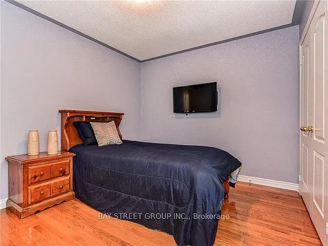 43 Larkmead Cres — Photo 15
