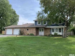 512 W Wynder Mere Ct, Peoria, IL 61614