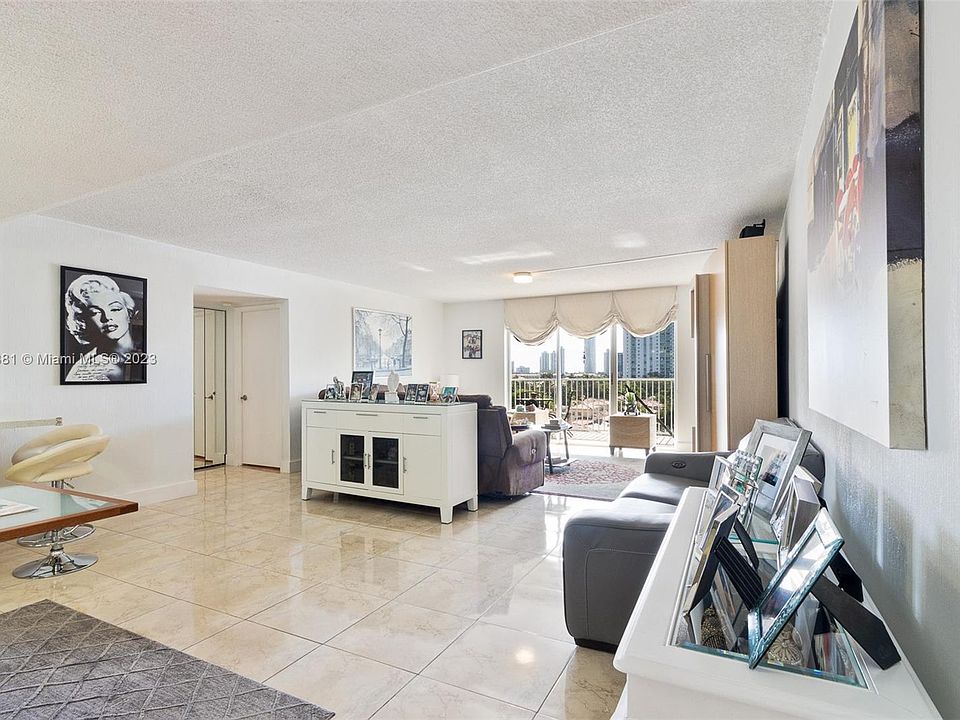 1st image of 2851 NE 183rd St APT 701E
