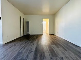 5635 Laurel Canyon, Valley Village, CA 91607