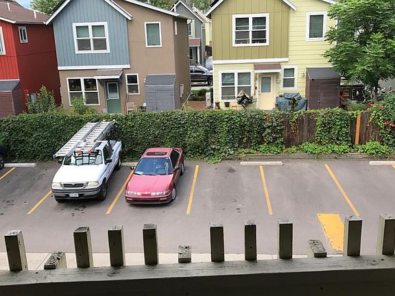 View from balcony straight ahead (above the houses you can s