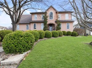 2800 SW Twincreek Ct, Blue Springs, MO 64015