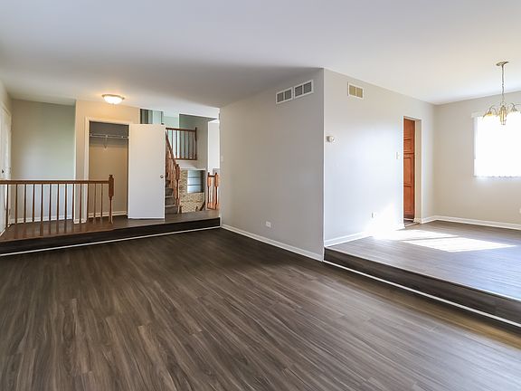 4th image of 6159 White Birch Ln