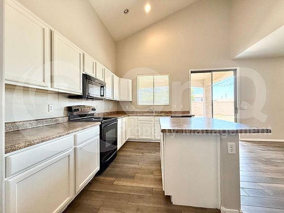 5th image of 3690 E Janelle Ct