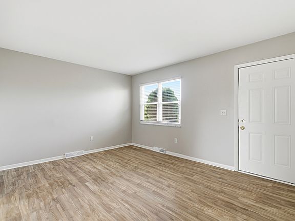 5th image of 5054 Northtowne Blvd