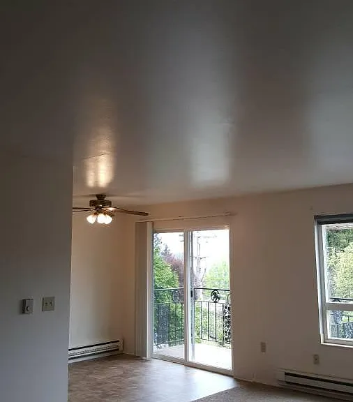 Tracy Ann Apartments — Photo 13